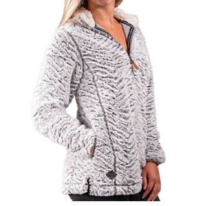 Simply Southern Sherpa pullover